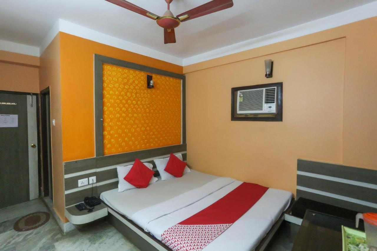 Oyo 60609 Hotel Tanushree Rampurhat 외부 사진