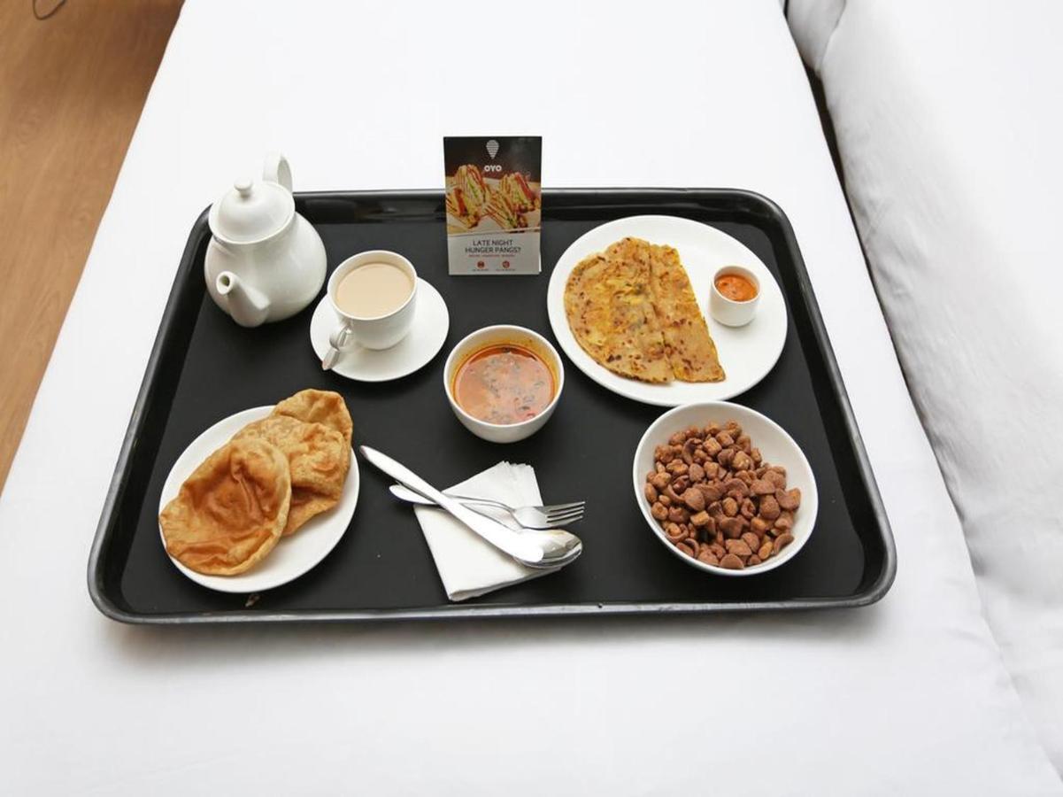 Oyo 60609 Hotel Tanushree Rampurhat 외부 사진