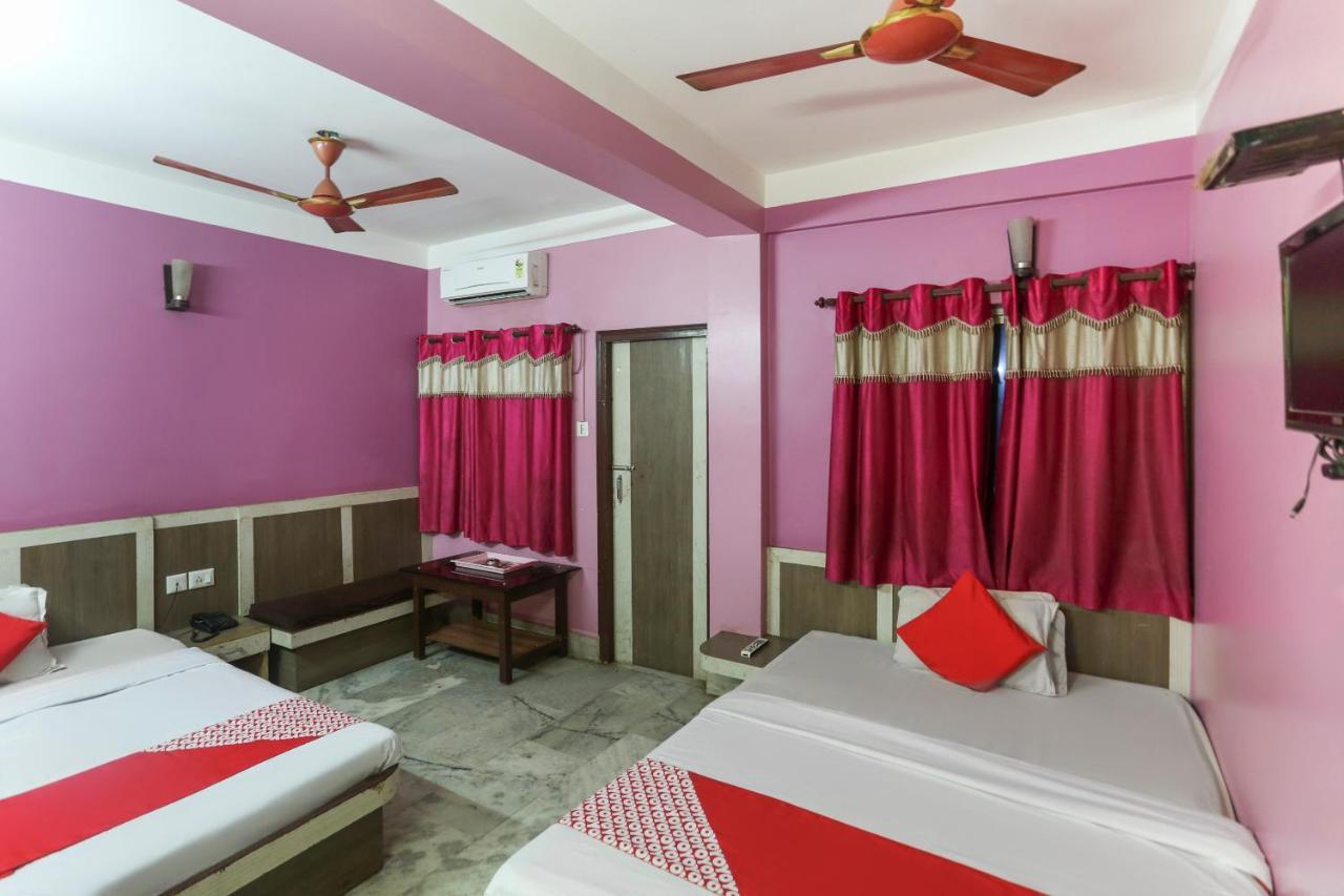 Oyo 60609 Hotel Tanushree Rampurhat 외부 사진