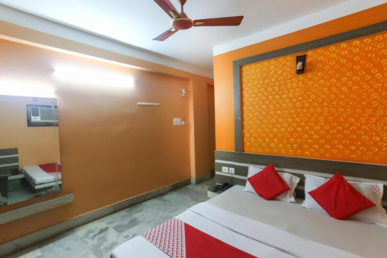 Oyo 60609 Hotel Tanushree Rampurhat 외부 사진