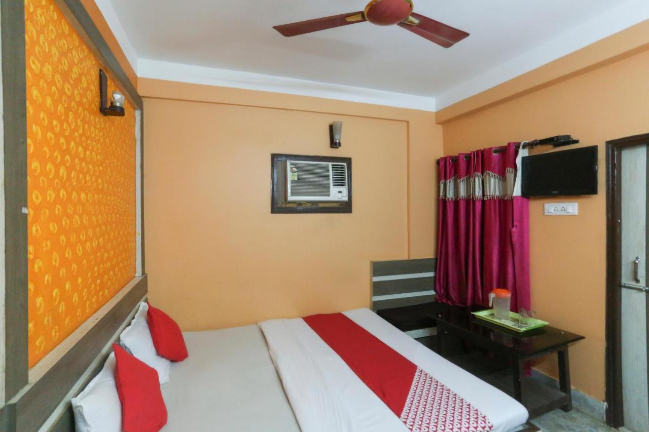 Oyo 60609 Hotel Tanushree Rampurhat 외부 사진